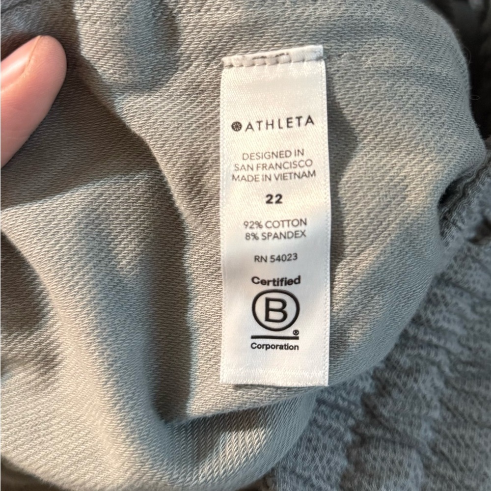 ATHLETA - Farallon Printed Jogger Pant Gray, Size 22 - Picture 8 of 8